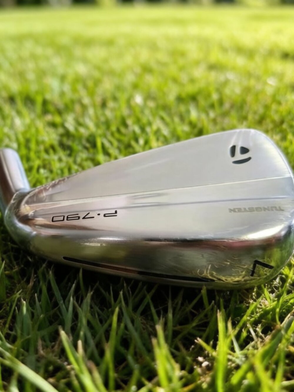 NEW TaylorMade P790 4th Number 7 club head RH only iron club head